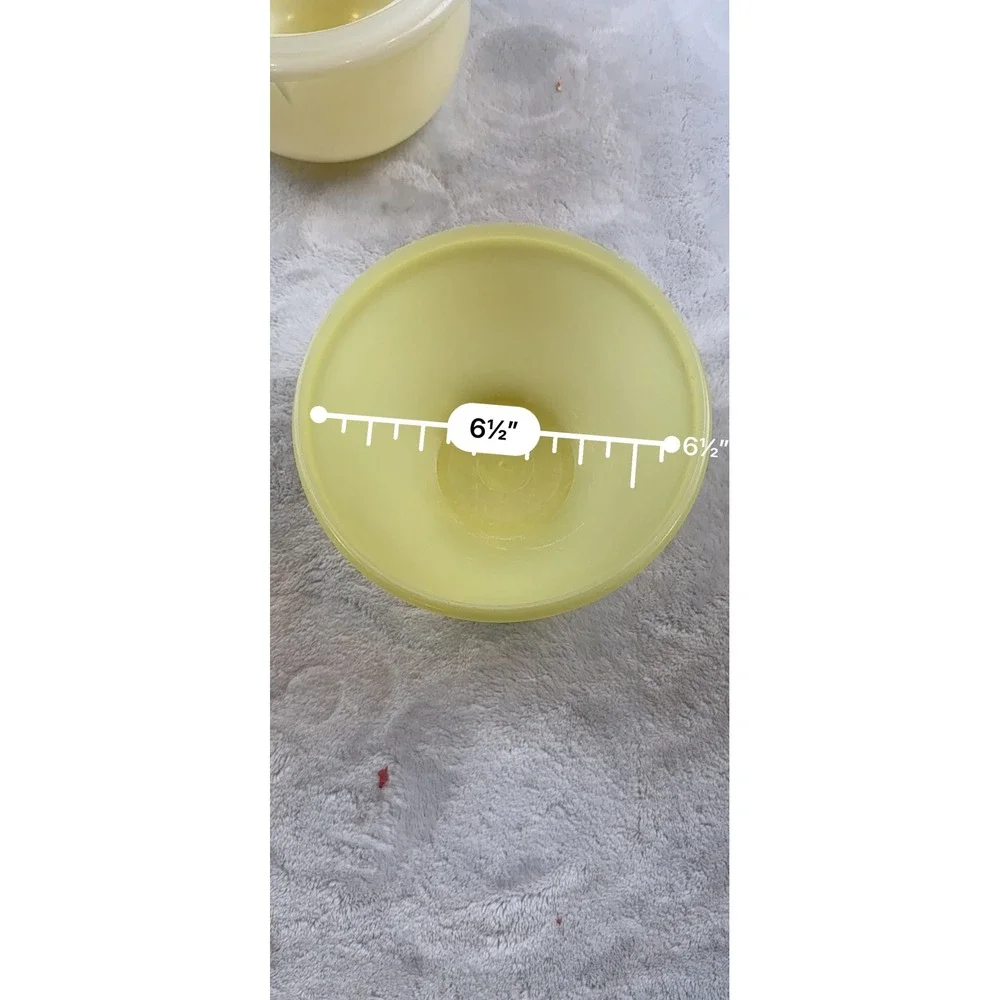 Tupperware Wonderlier Bowls Set of 3 Yellow‎ Mixing Serving Vintage